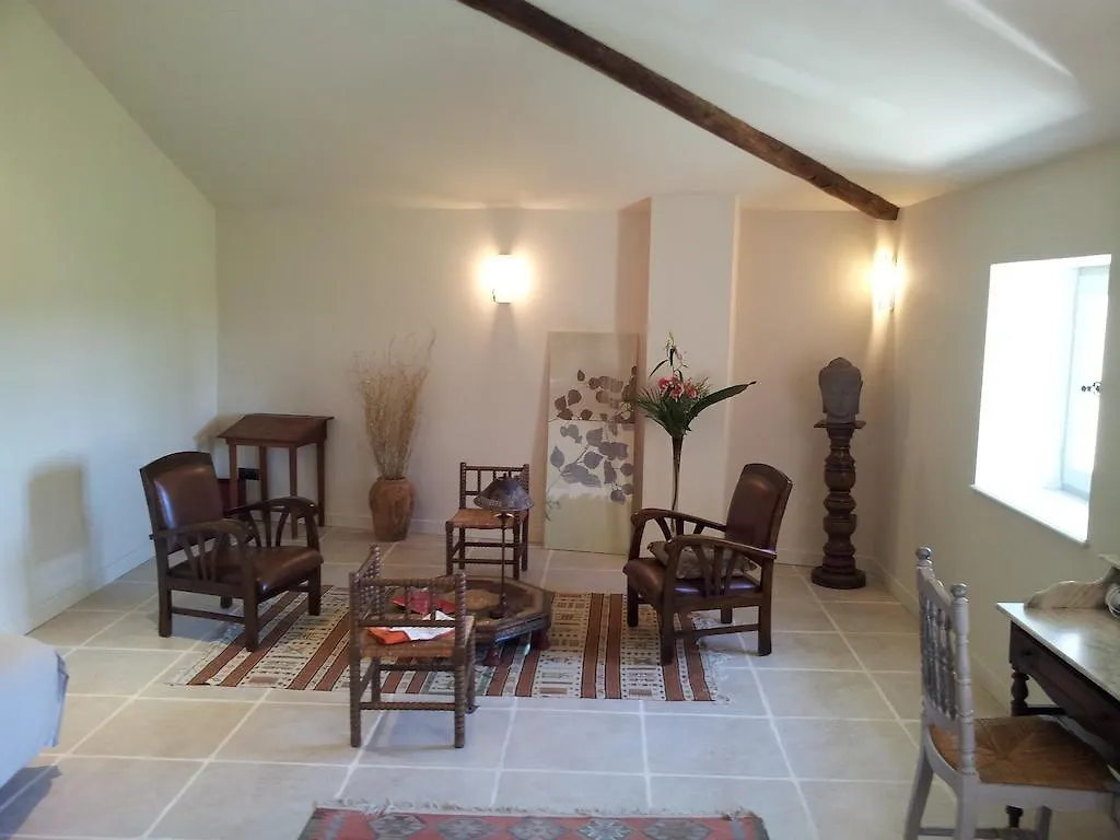 La Bastide Des Cedres Bed & Breakfast Saint-Pantaleon-les-Vignes France